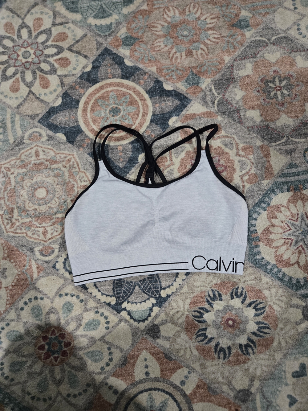 Calvin Klein Women’s Small Light Gray Performance Sports Bralette - Picture 5 of 6